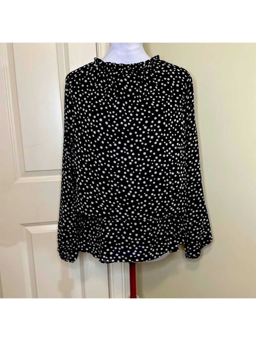 NINE WEST Sheer lined Layered top black white medium